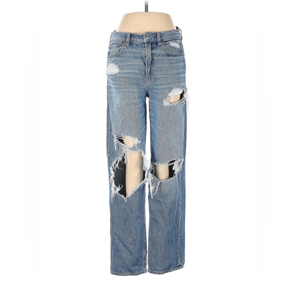 Distress Jeans with raw hem
